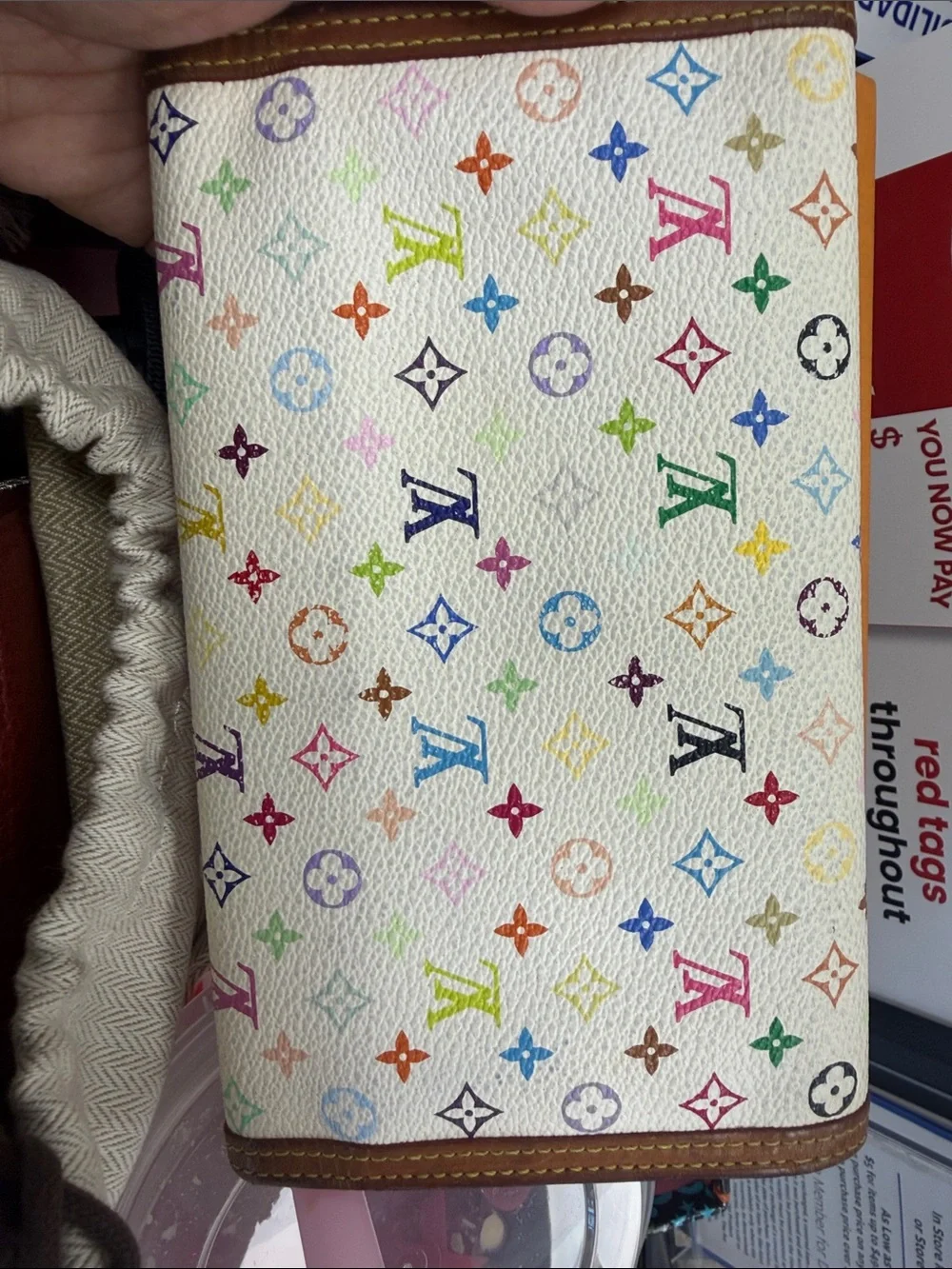 Louis Vuitton ❤️❤️❤️today only♥️♥️♥️